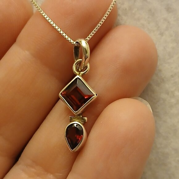 Hand Crafted Jewelry - Garnet Gemstone in Sterling Silver Pendant Necklace